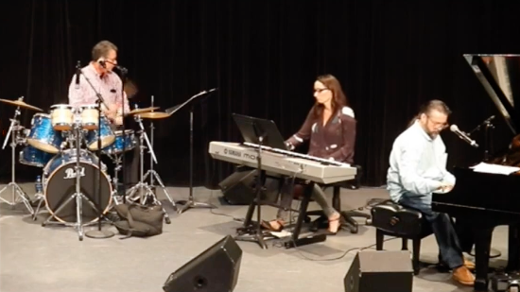 Learn the Piano: Mark Black Playing 4 Songs